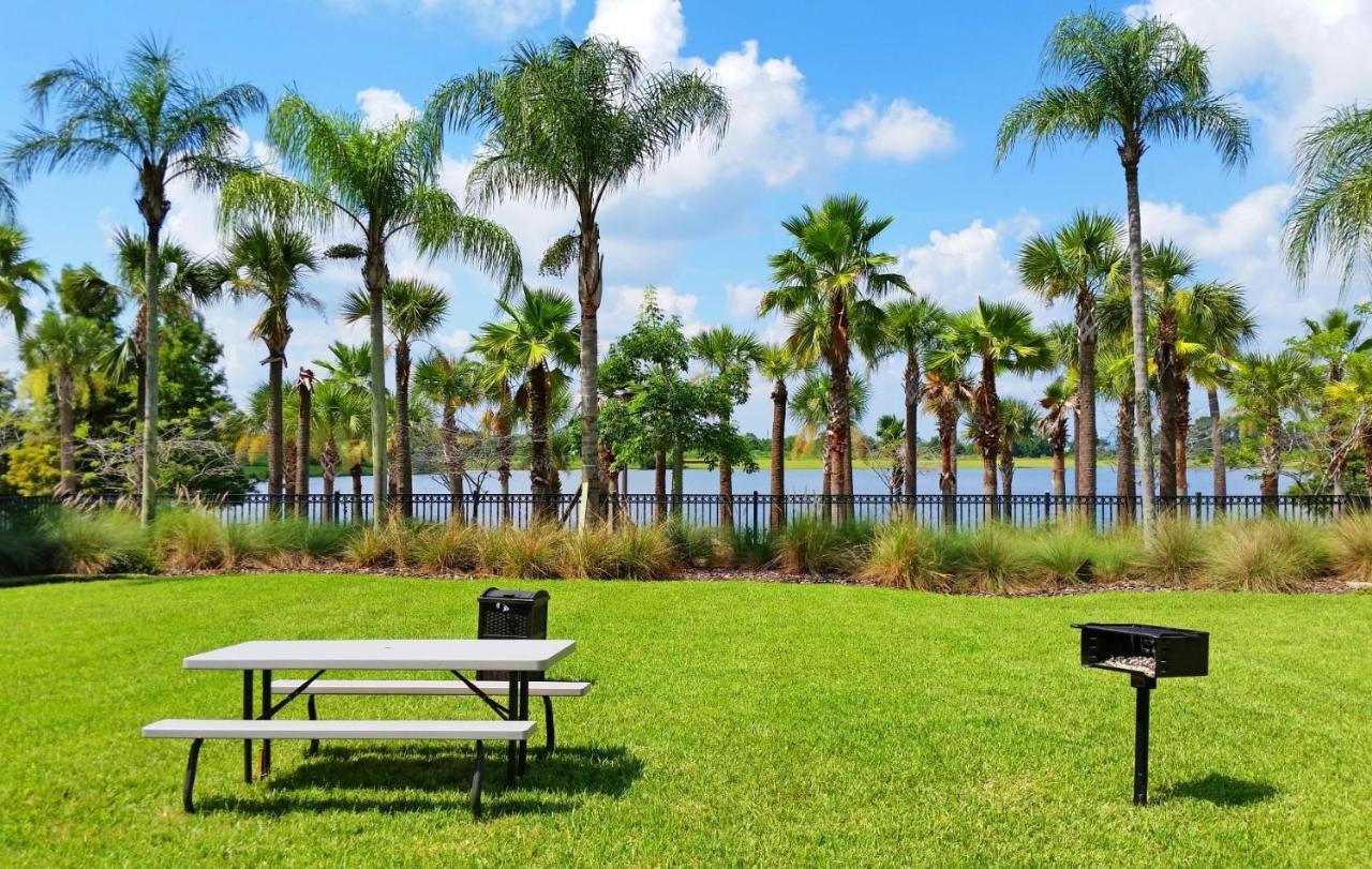 Stylish Condo At Vista Cay Resort Minutes To Wdw Orlando Exterior foto