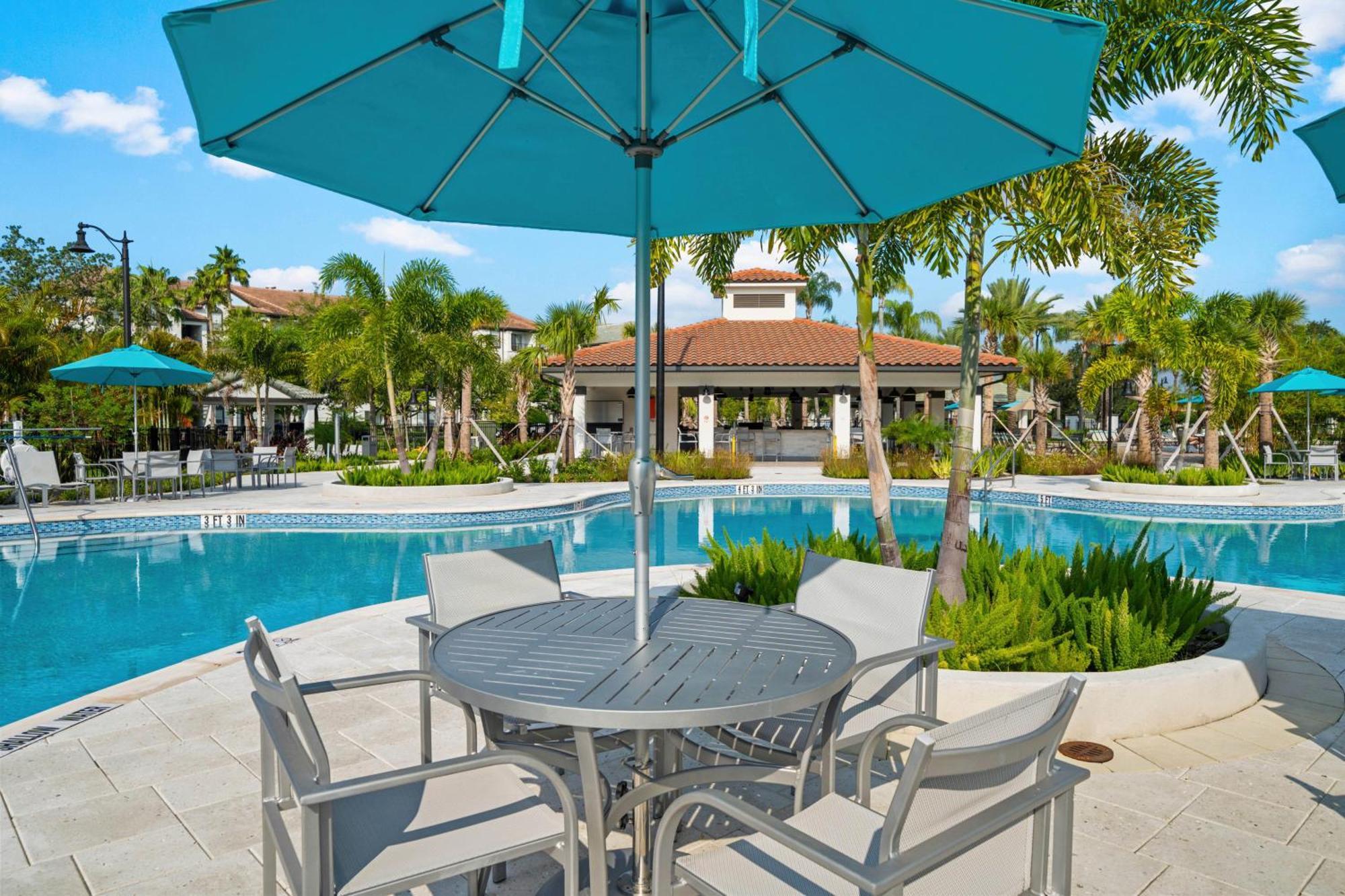 Stylish Condo At Vista Cay Resort Minutes To Wdw Orlando Exterior foto